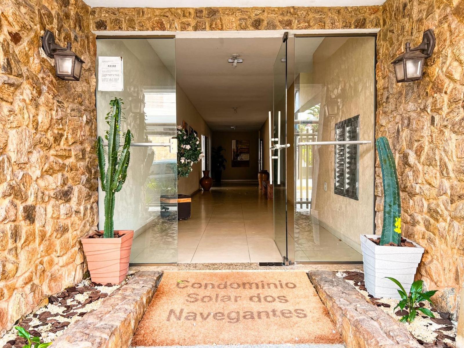 Apartamento Na Praia Do Forte - Poucos Passos Do Mar كابو فريو المظهر الخارجي الصورة